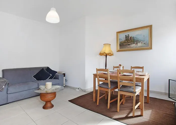 Appartamento A O - Augusta Peniche